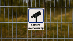 Skylt för kameraövervakning – skydda ditt område enkelt och snyggt