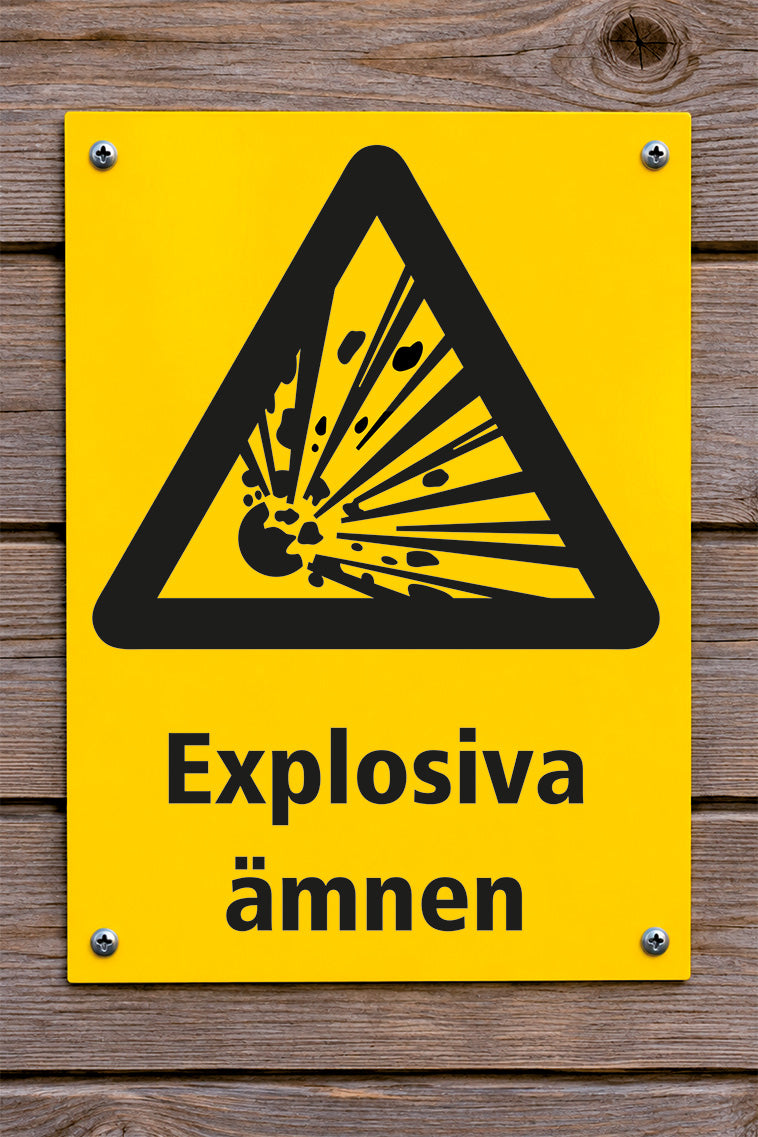 Varningsskylt på trävägg, Explosiva ämnen