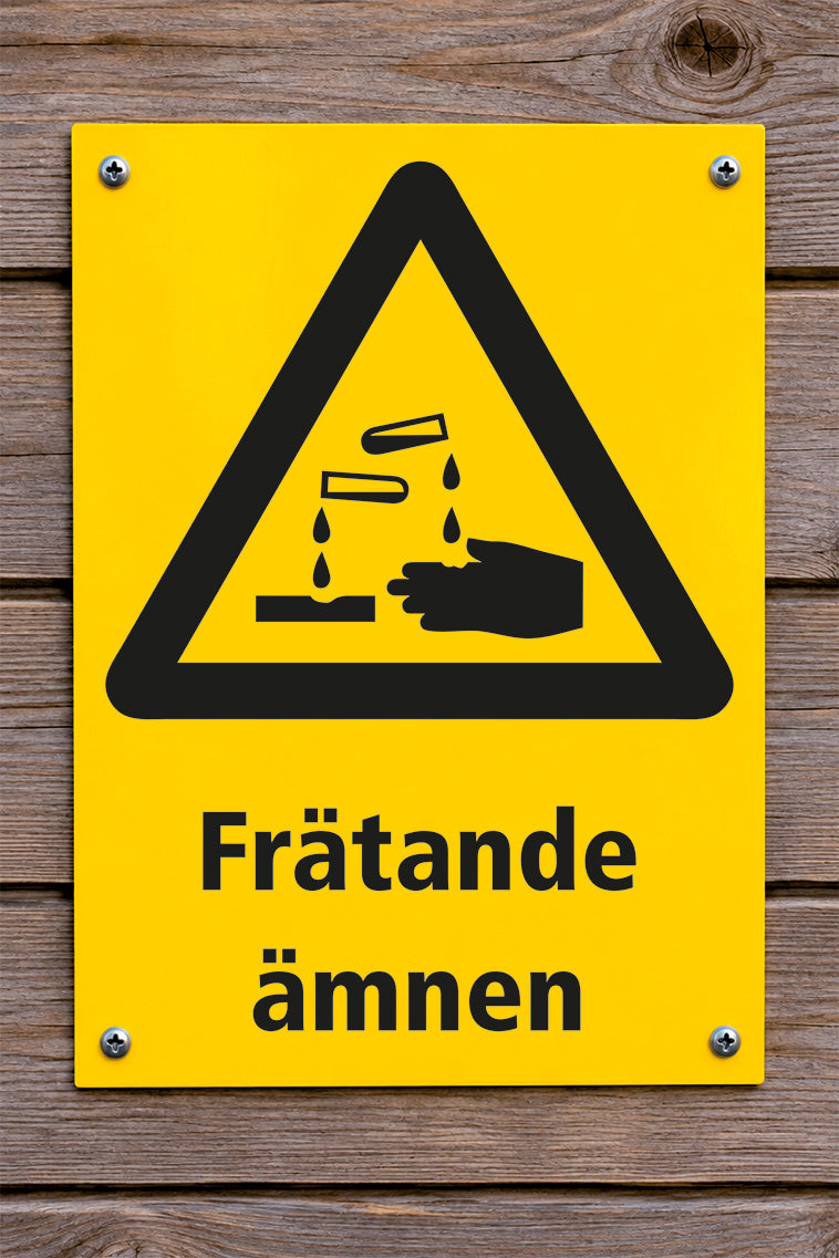Varningsskylt på trävägg, Frätande ämnen