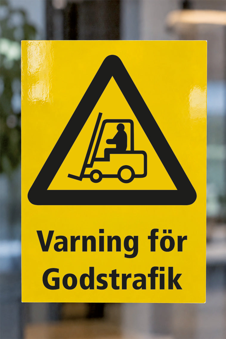 Varningsdekal på glas, Godstrafik