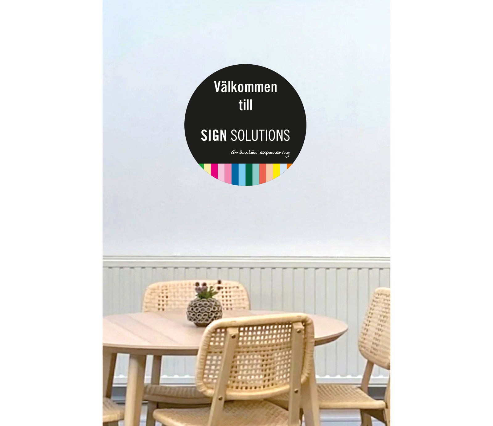 Rund dekal på vägg